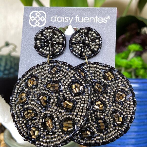 Black/Tan Beaded Circles Dangle Daisy Fuentes Fashion Earrings - Picture 1 of 8